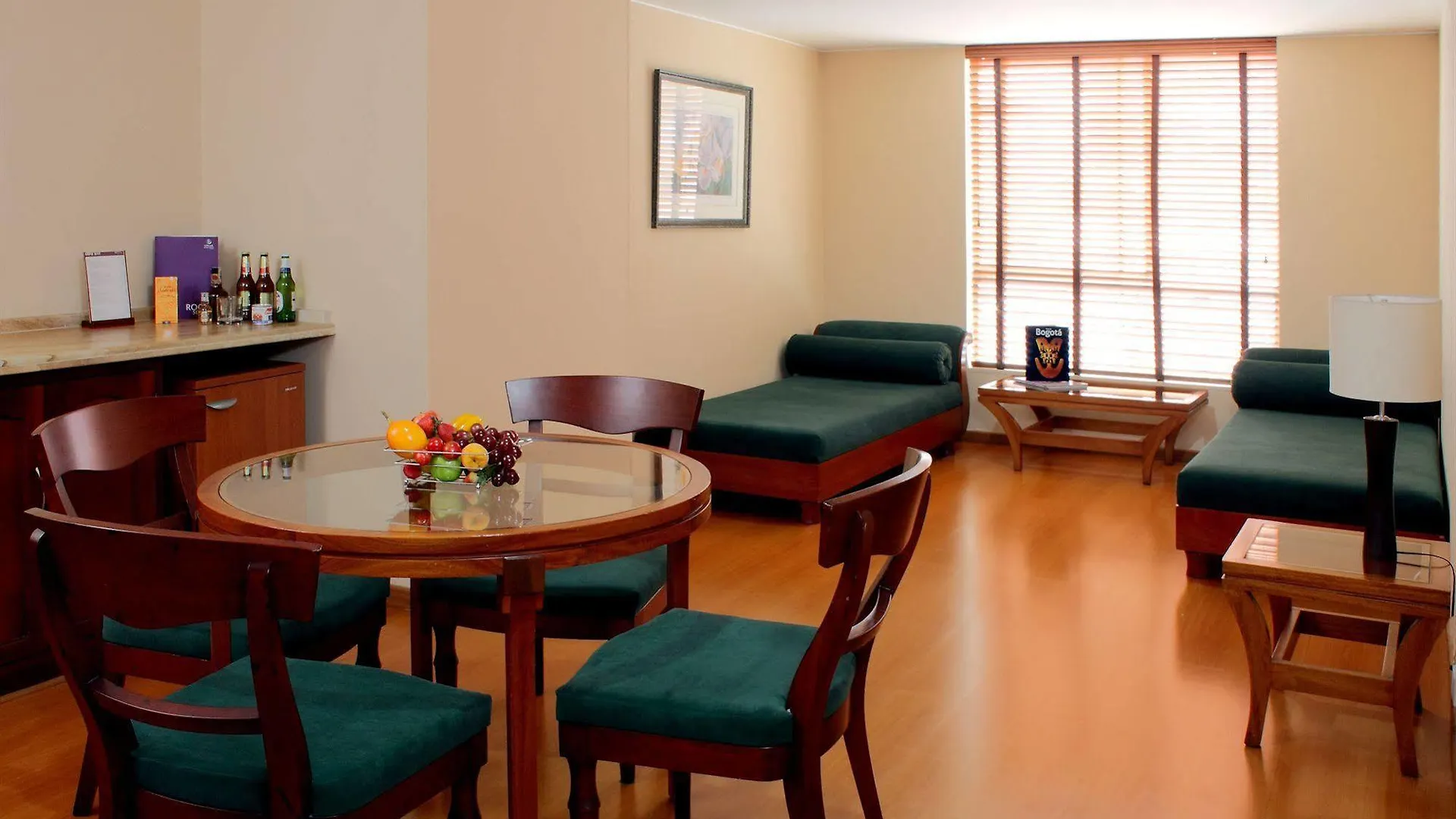 Hotel Estelar Suites Jones Bogota 4*,